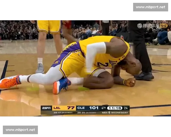 湖人又输了！詹姆斯难掩失望，洛杉矶球迷心碎一地